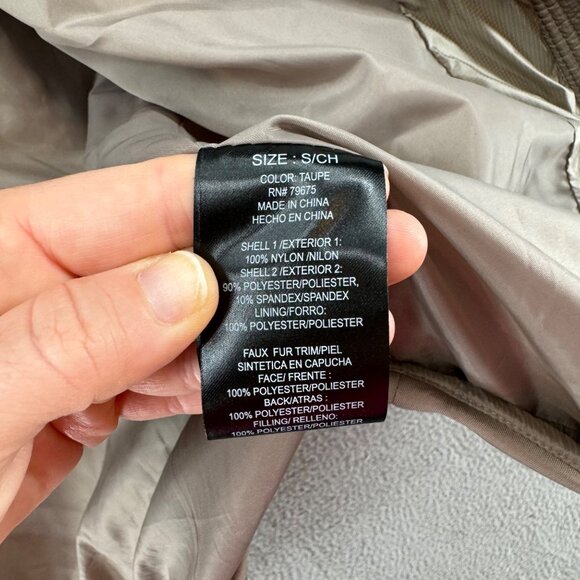 BCBGeneration Quilted Puffer Jacket Womens Nylon Mid Length Faux Fur Trim Size S - Picture 7 of 12